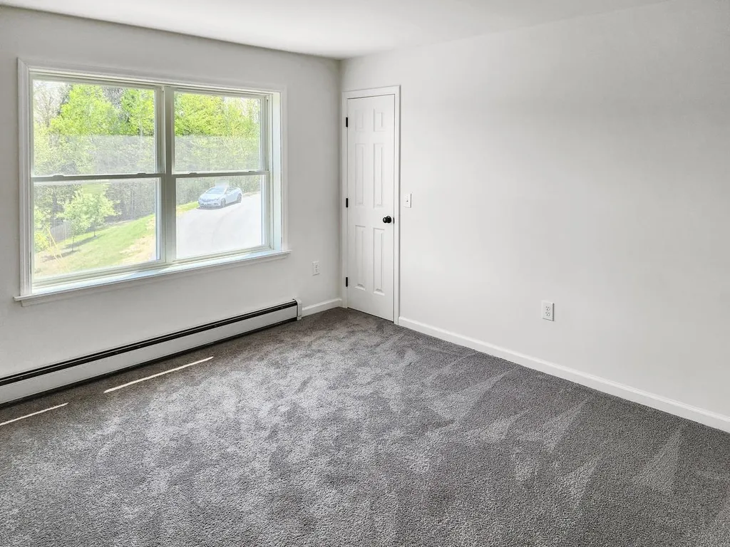 51 Dogwood Lane Hartford VT 05001