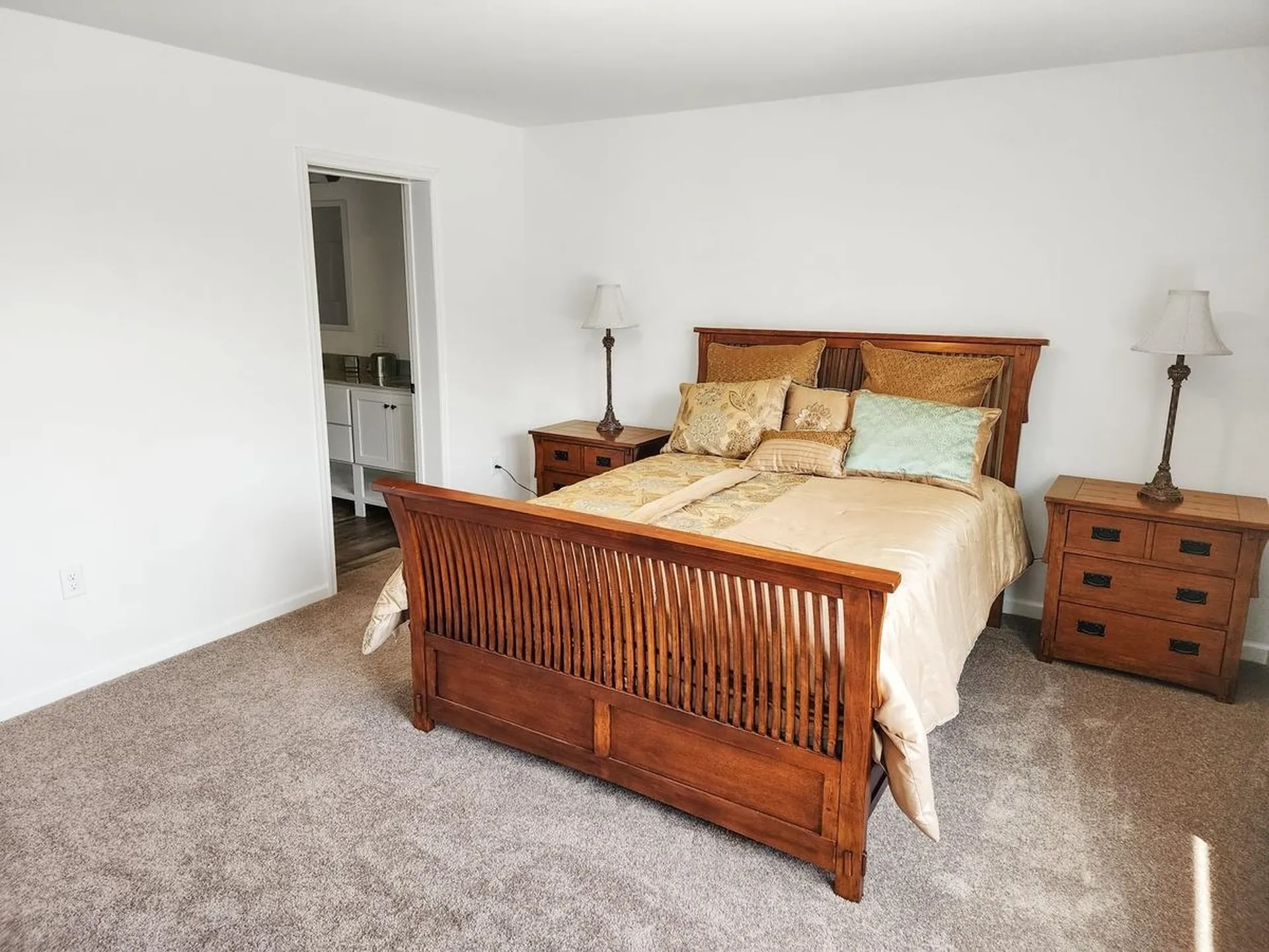 51 Dogwood Lane Hartford VT 05001