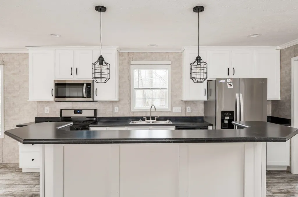 16 South Elderberry Lane Rochester NH 03867