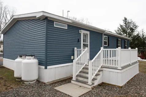 16 South Elderberry Lane Rochester NH 03867