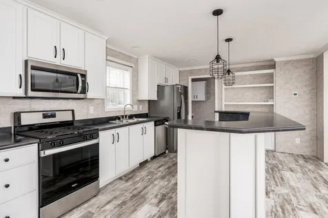 16 South Elderberry Lane Rochester NH 03867