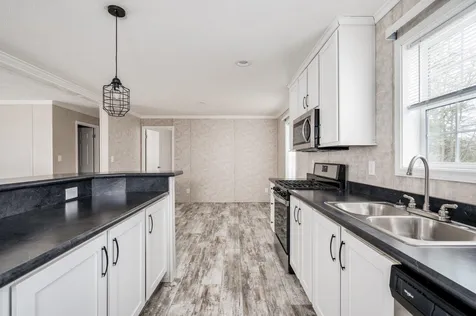 16 South Elderberry Lane Rochester NH 03867