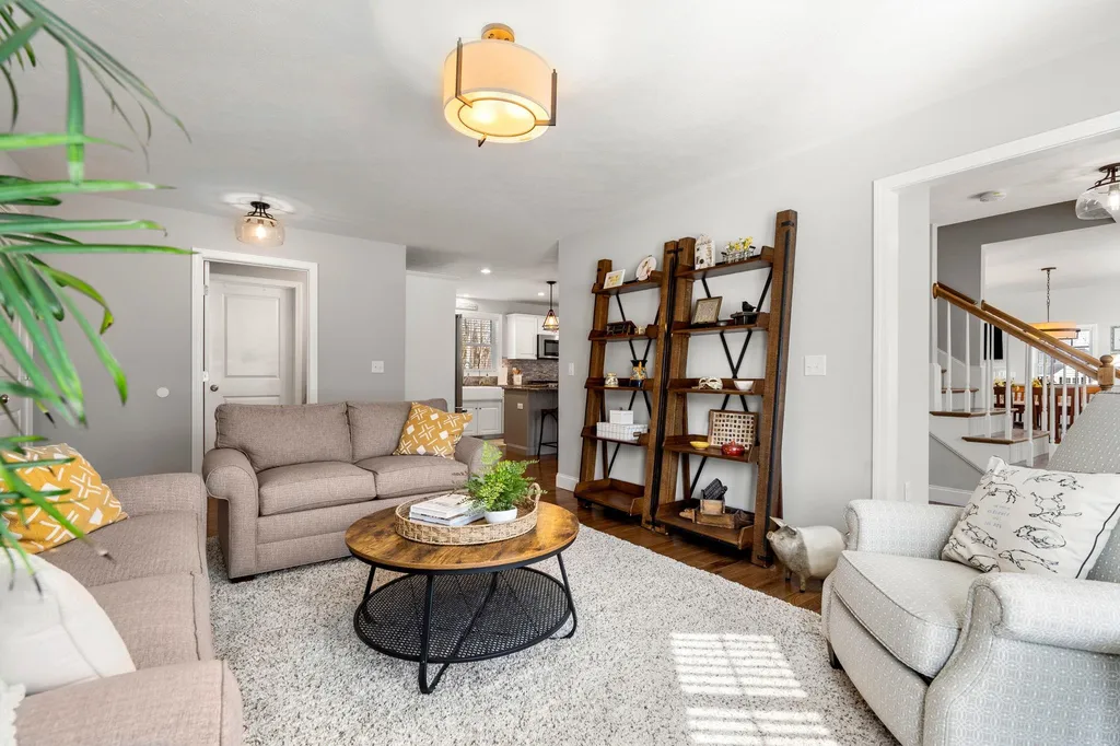 9 Innisbrook Drive Pelham NH 03076