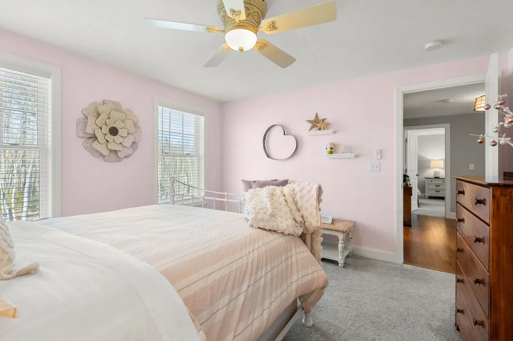 9 Innisbrook Drive Pelham NH 03076