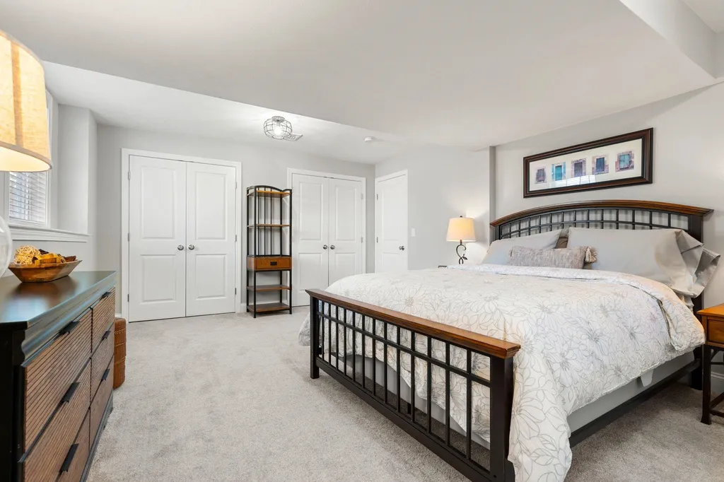 9 Innisbrook Drive Pelham NH 03076
