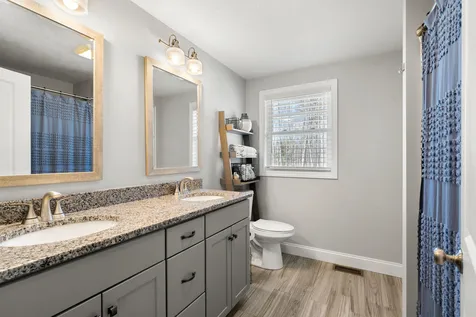 9 Innisbrook Drive Pelham NH 03076