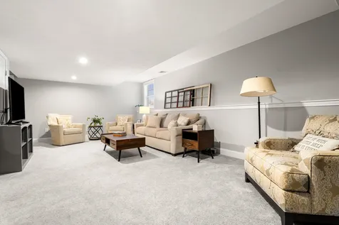 9 Innisbrook Drive Pelham NH 03076