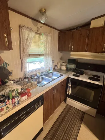 103 Glen Street Brattleboro VT 05301