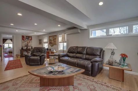75 Linda Lane Manchester NH 03104
