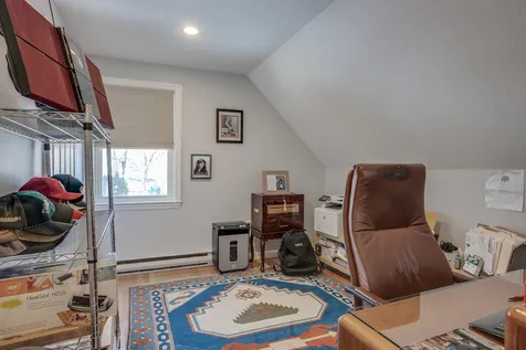 75 Linda Lane Manchester NH 03104