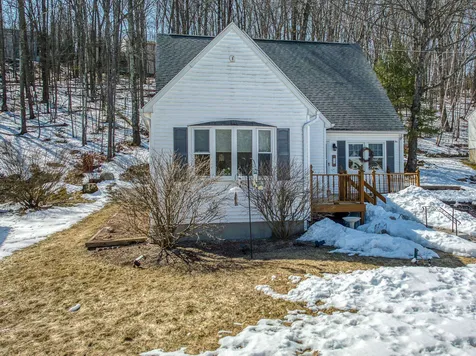 75 Linda Lane Manchester NH 03104