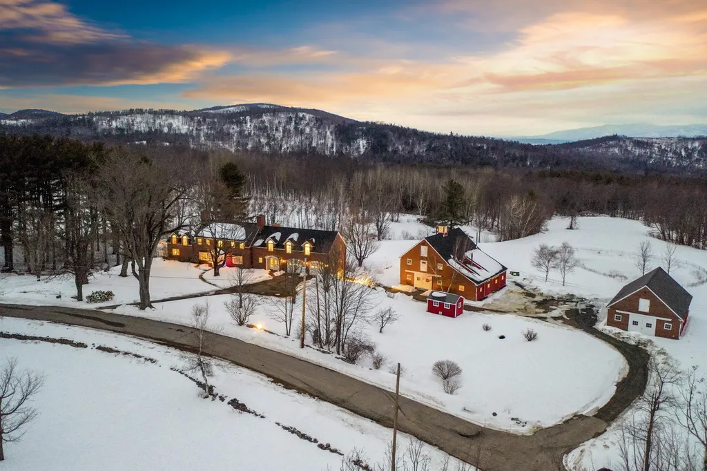 128 Glidden Road Gilford NH 03249