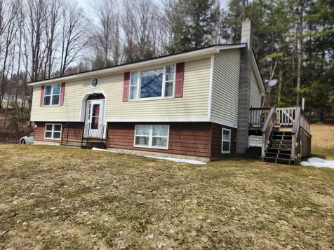 4 Bryson Place Claremont NH 03743