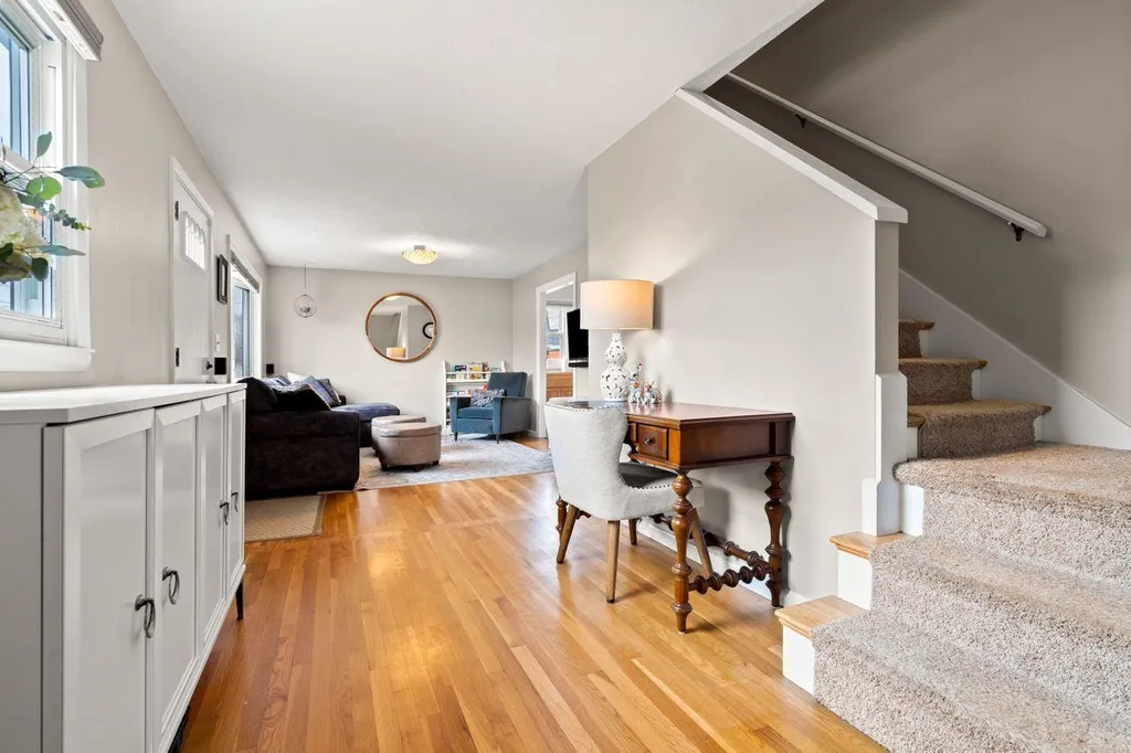 16 Applevale Drive Dover NH 03820