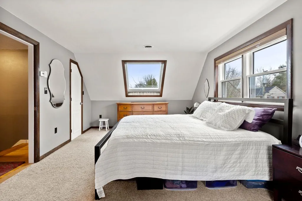 16 Applevale Drive Dover NH 03820