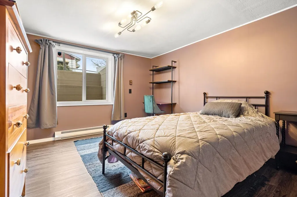 16 Applevale Drive Dover NH 03820