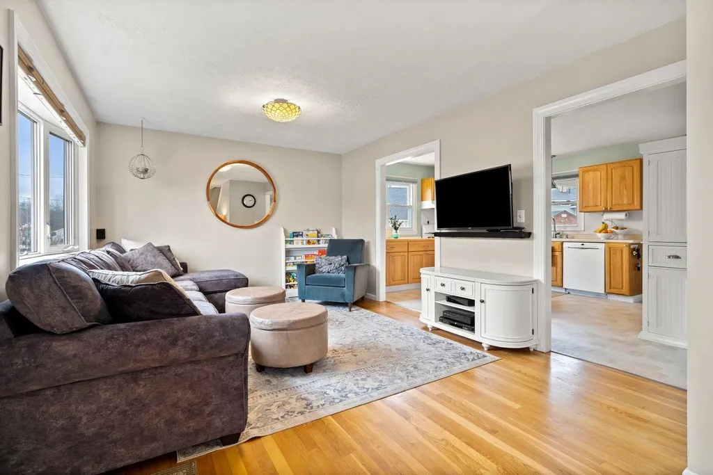 16 Applevale Drive Dover NH 03820