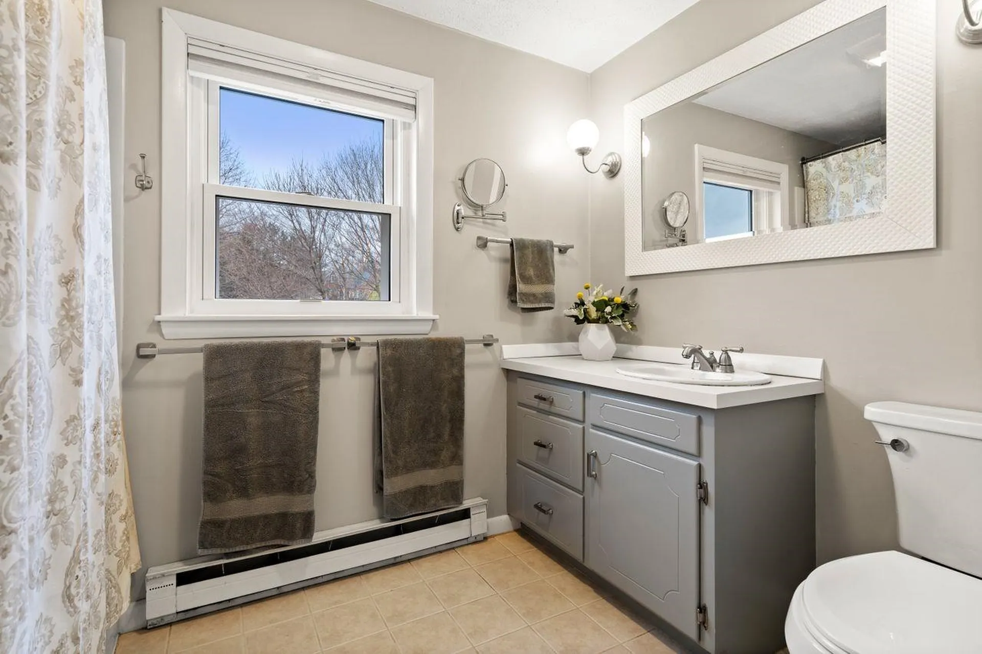 16 Applevale Drive Dover NH 03820