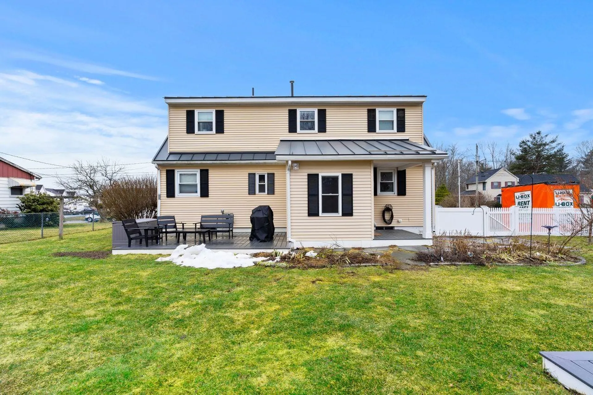16 Applevale Drive Dover NH 03820
