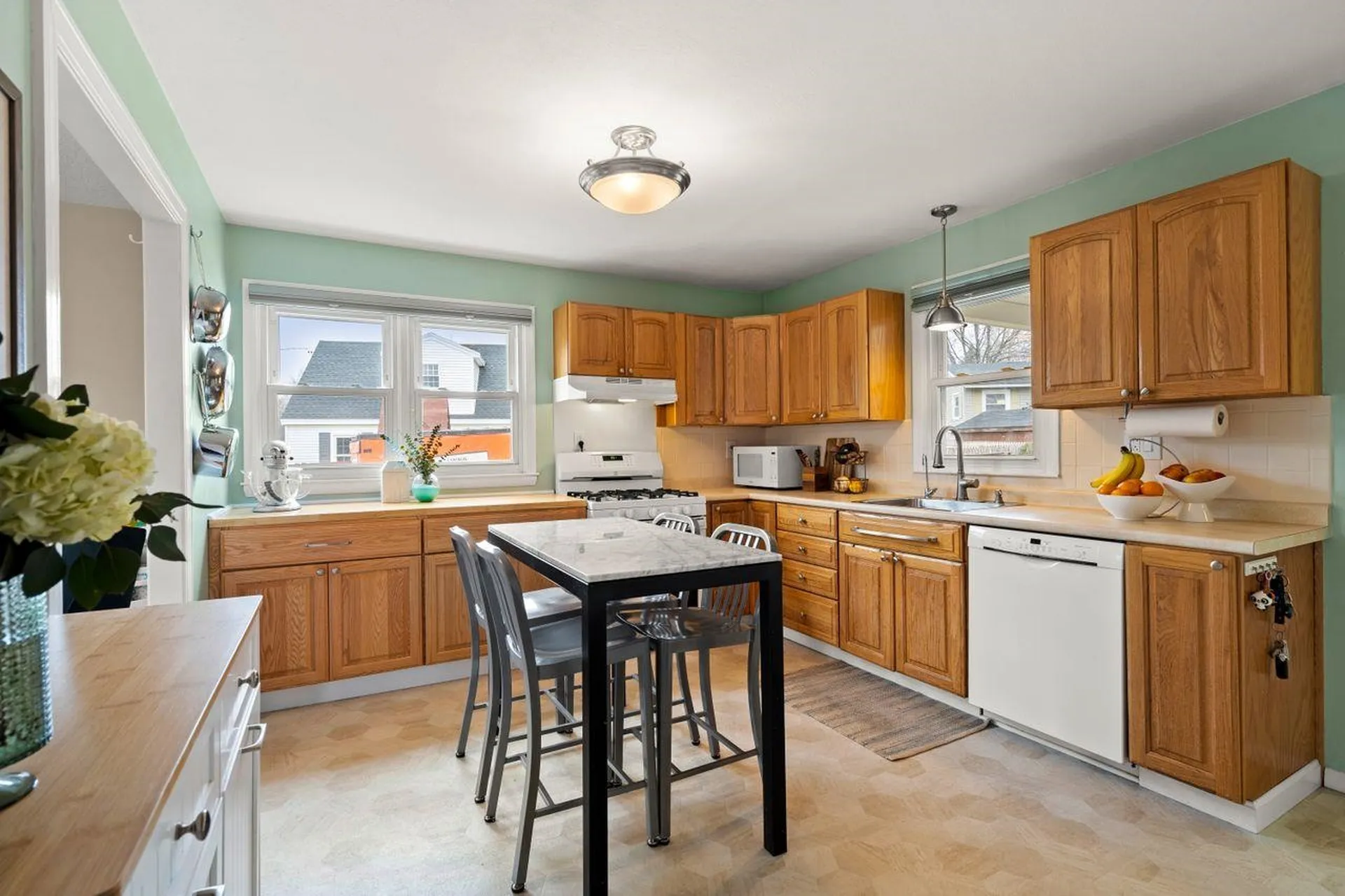 16 Applevale Drive Dover NH 03820