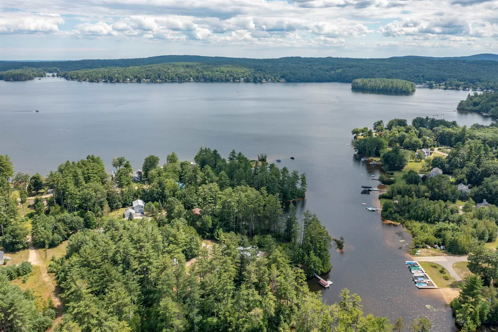 21 Pointe Trinity Drive Strafford NH 03884
