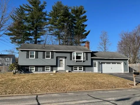 13 Westhill Drive Nashua NH 03062
