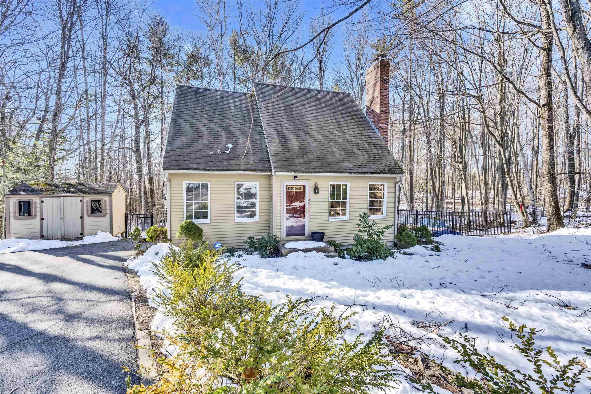 40 Ledgeview Drive Rochester NH 03839