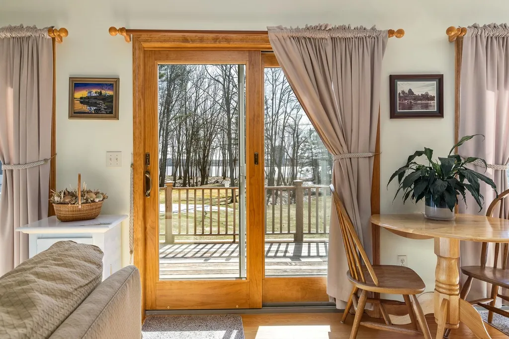 41 Nelson Lane Eliot ME 03903