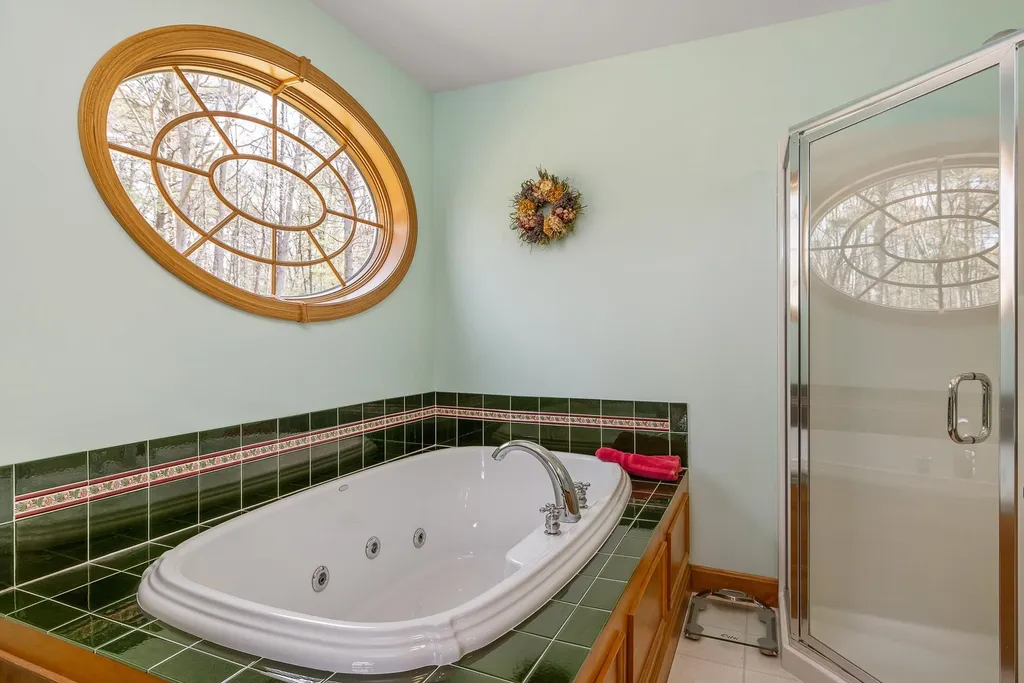 41 Nelson Lane Eliot ME 03903