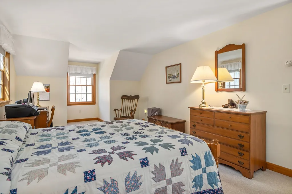 41 Nelson Lane Eliot ME 03903