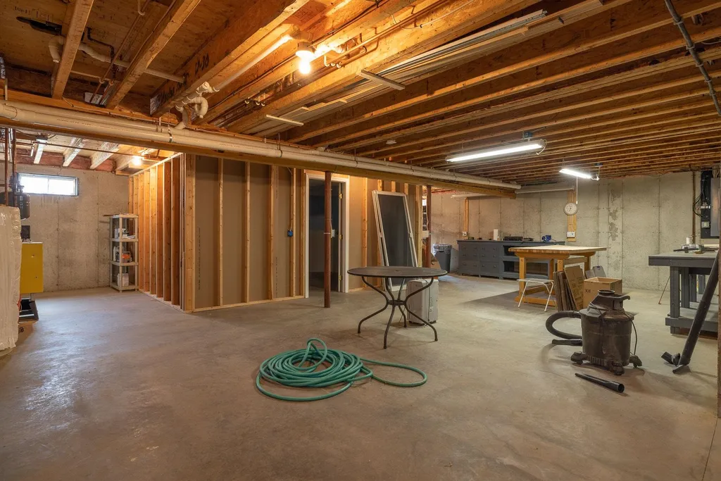 41 Nelson Lane Eliot ME 03903