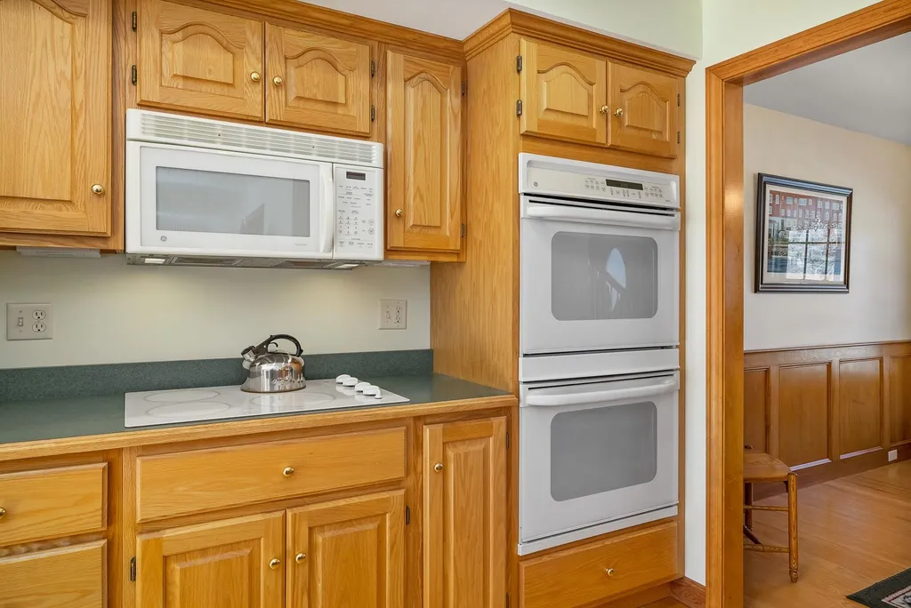41 Nelson Lane Eliot ME 03903