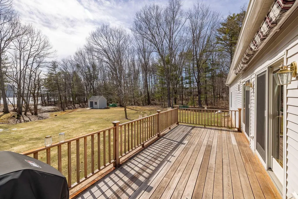 41 Nelson Lane Eliot ME 03903