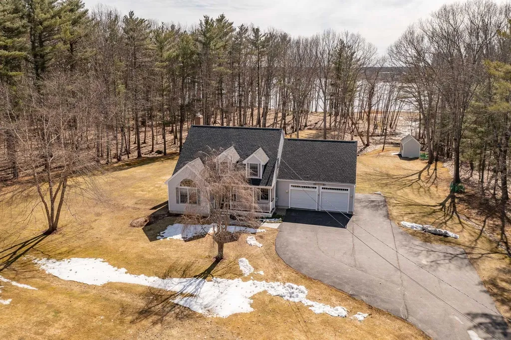 41 Nelson Lane Eliot ME 03903
