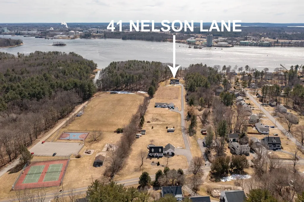 41 Nelson Lane Eliot ME 03903
