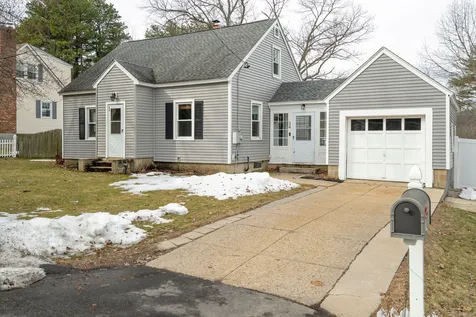 34 Exchange Avenue Manchester NH 03104