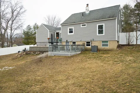 34 Exchange Avenue Manchester NH 03104
