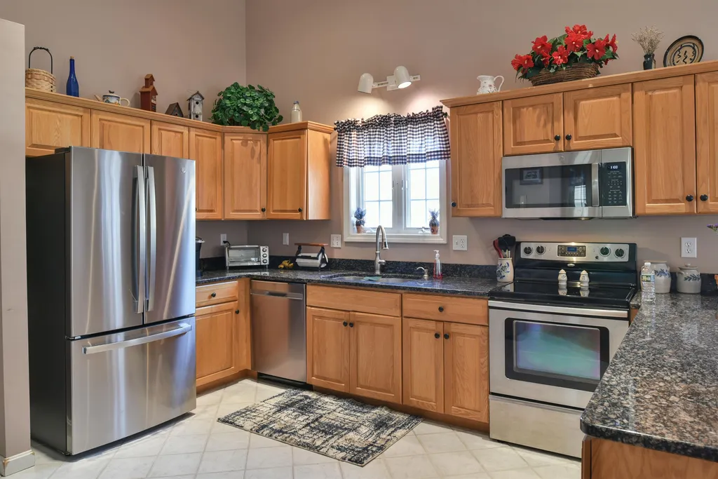 46 Marshview Circle Seabrook NH 03874