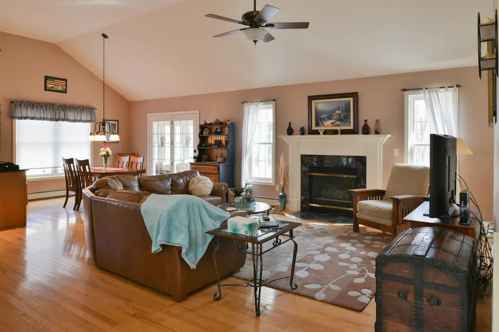 46 Marshview Circle Seabrook NH 03874