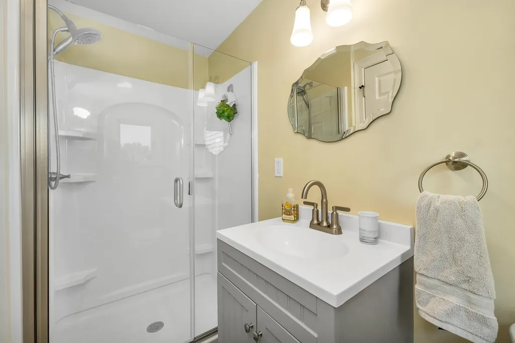 74 Sunset Drive Belmont NH 03220