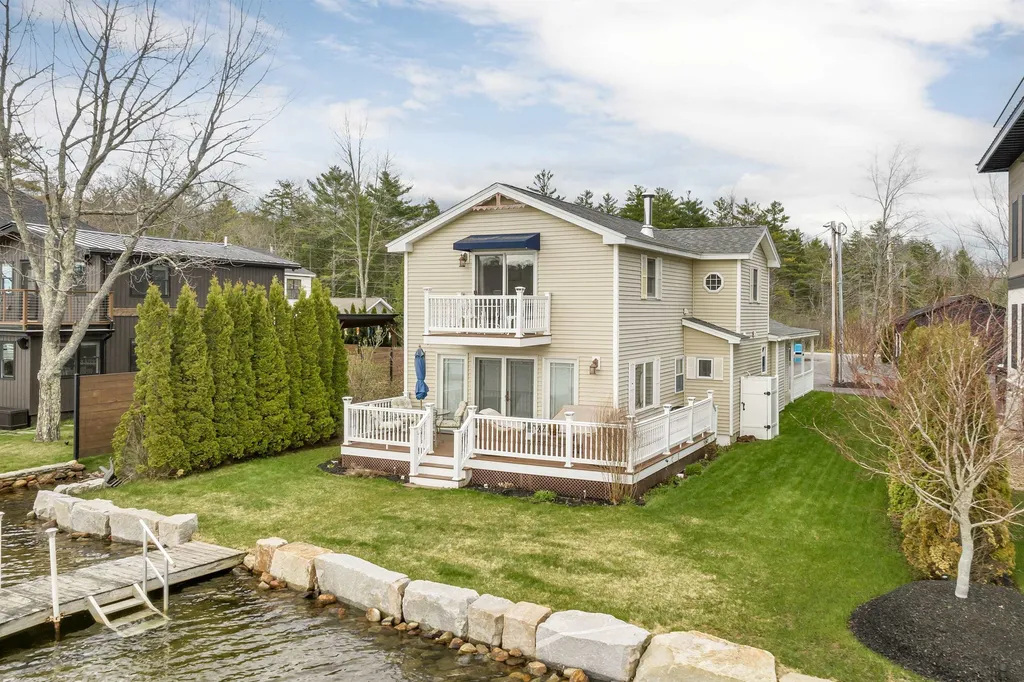 74 Sunset Drive Belmont NH 03220