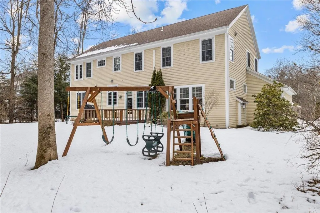 150 Stonegate Lane Shelburne VT 05482