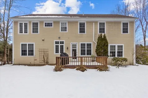150 Stonegate Lane Shelburne VT 05482