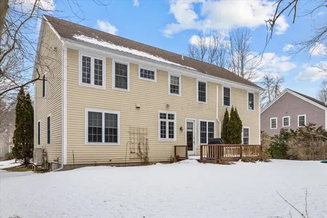 150 Stonegate Lane Shelburne VT 05482