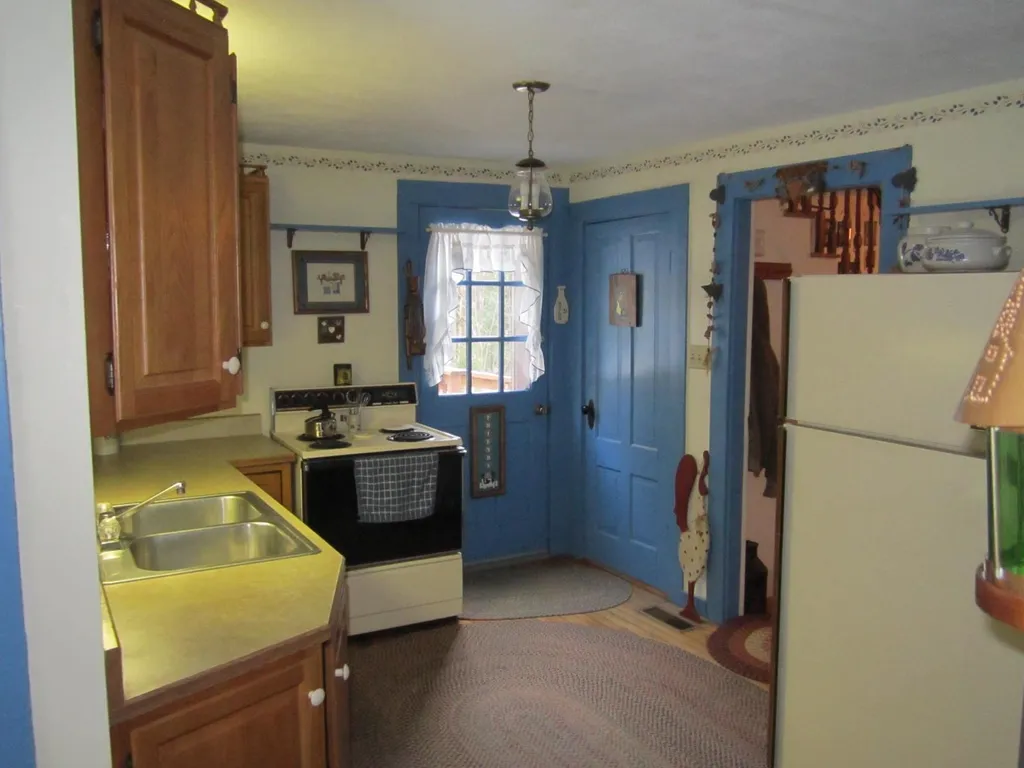 184 Chalk Pond Road Newbury NH 03255