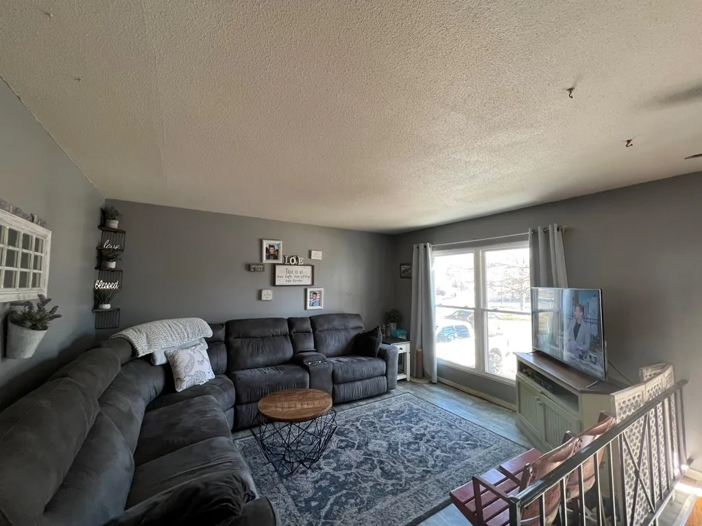 86 Kennedy Drive Keene NH 03431