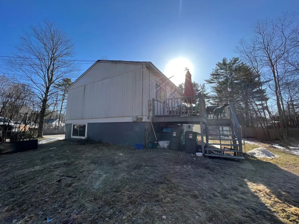 86 Kennedy Drive Keene NH 03431