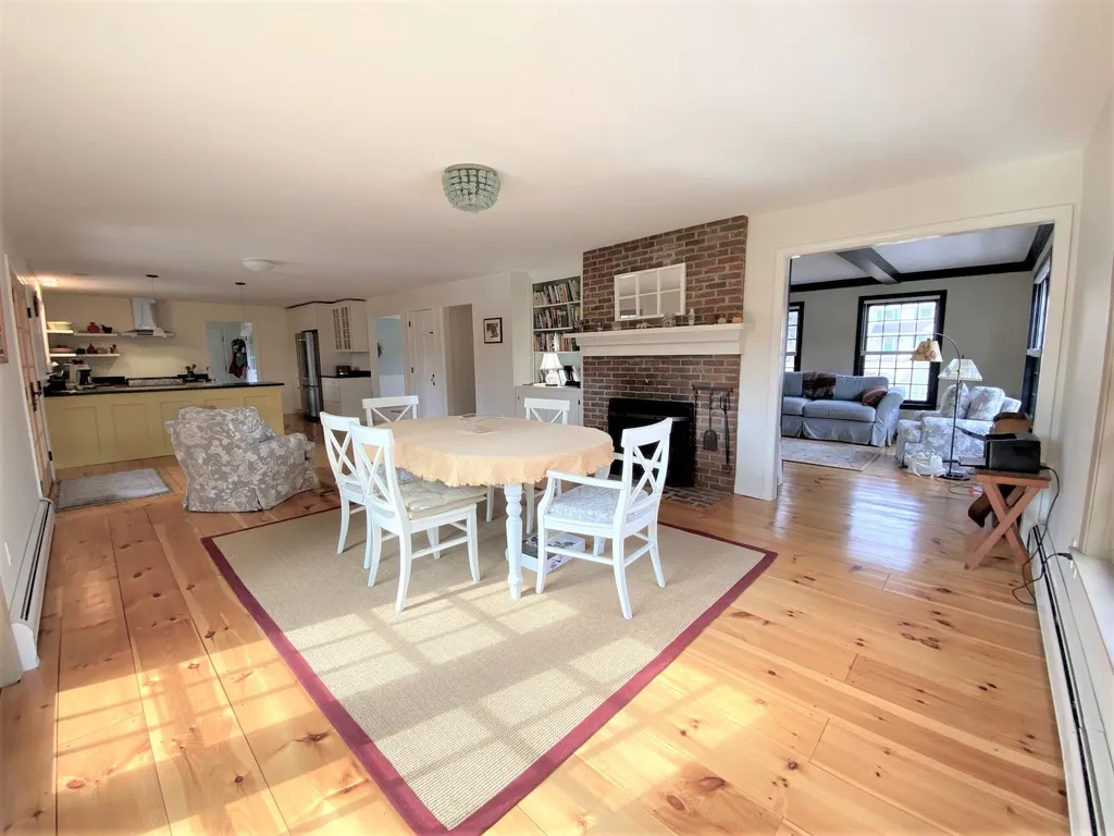 91 Ledgewood Road Claremont NH 03743