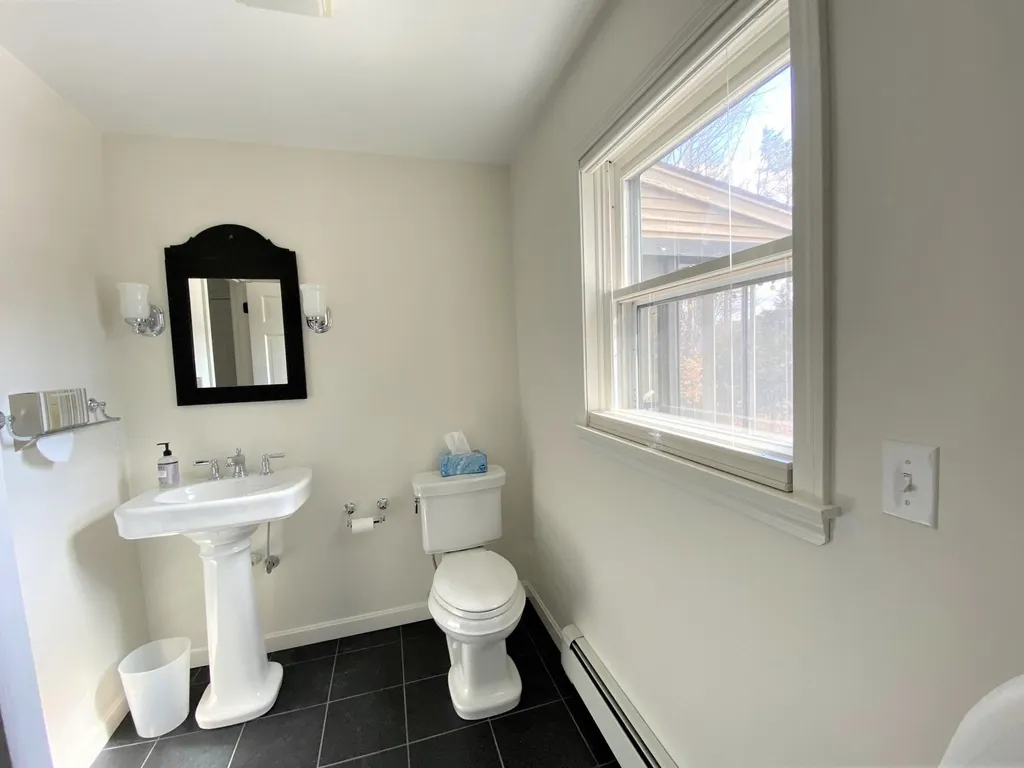 91 Ledgewood Road Claremont NH 03743