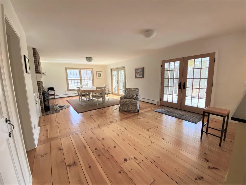 91 Ledgewood Road Claremont NH 03743